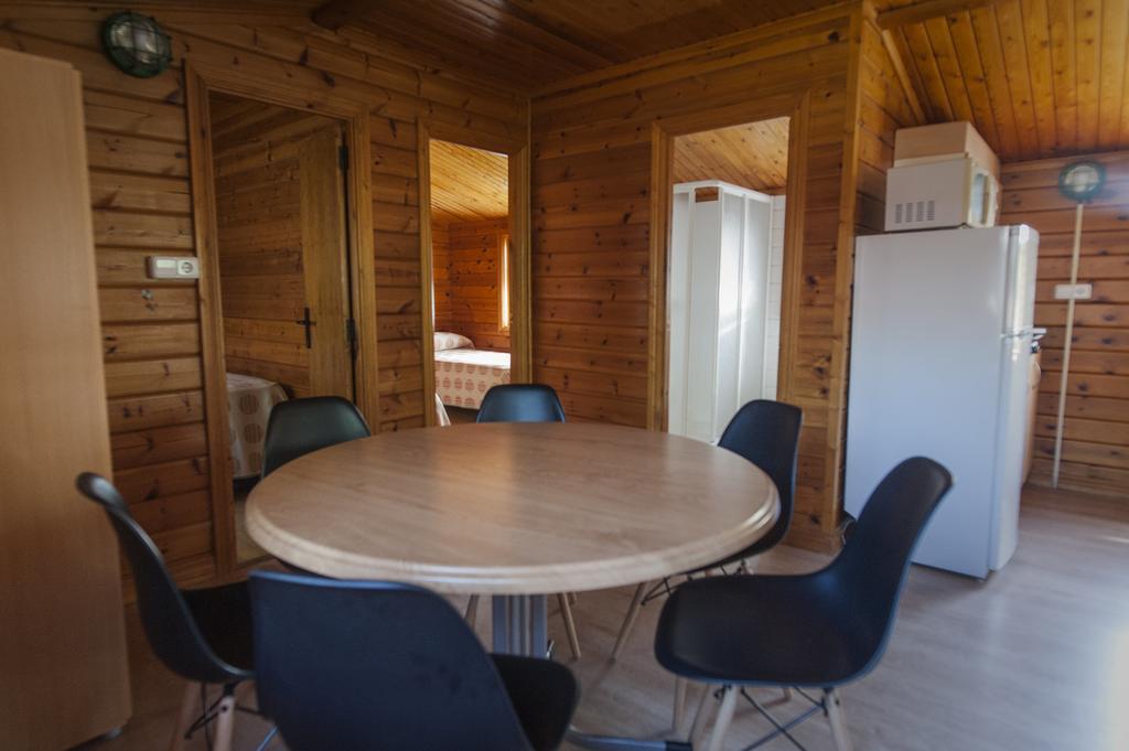 Camping & Bungalows Ligueerre De Cinca ภายนอก รูปภาพ