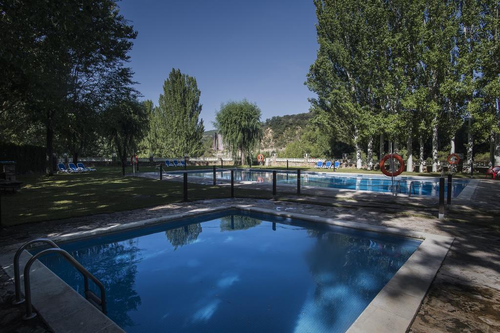 Camping & Bungalows Ligueerre De Cinca ภายนอก รูปภาพ