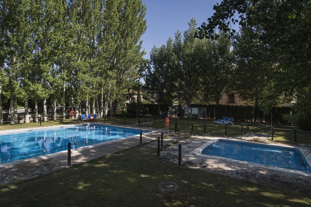 Camping & Bungalows Ligueerre De Cinca ภายนอก รูปภาพ