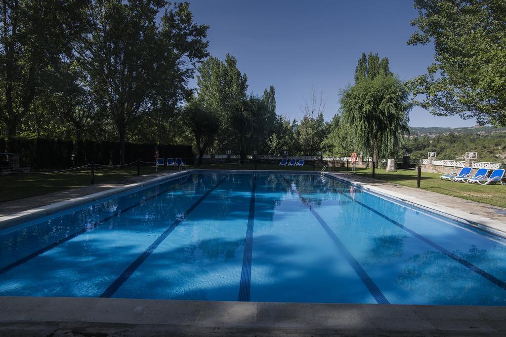 Camping & Bungalows Ligueerre De Cinca ภายนอก รูปภาพ