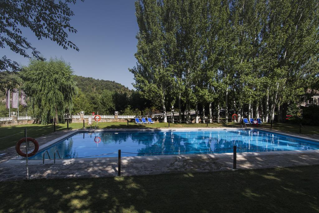 Camping & Bungalows Ligueerre De Cinca ภายนอก รูปภาพ